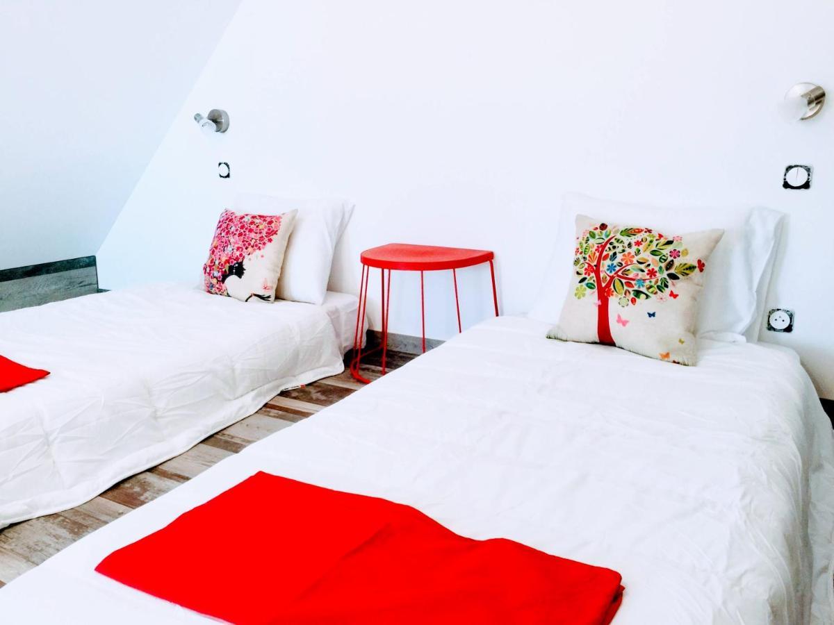 הוילה Reichsfeld Janea Deep Red House מראה חיצוני תמונה